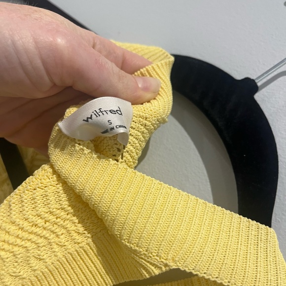 Aritzia, Yellow crochet top size small - Picture 3 of 3